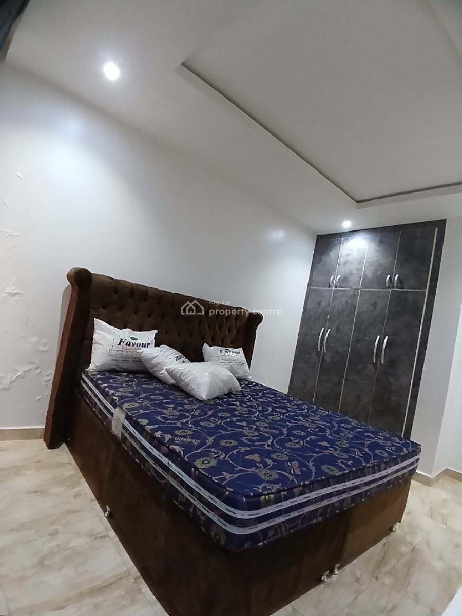 Smart 3 Bedroom Block of Flat with 1room Bq, Guzape Abuja Diplomatic Zone, Guzape District, Abuja, House for Rent