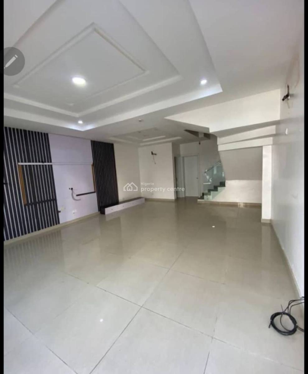 Fully Service 4 Bedroom Terrace Duplex with Bq, Lekki Phase 1, Lekki, Lagos, Terraced Duplex for Rent