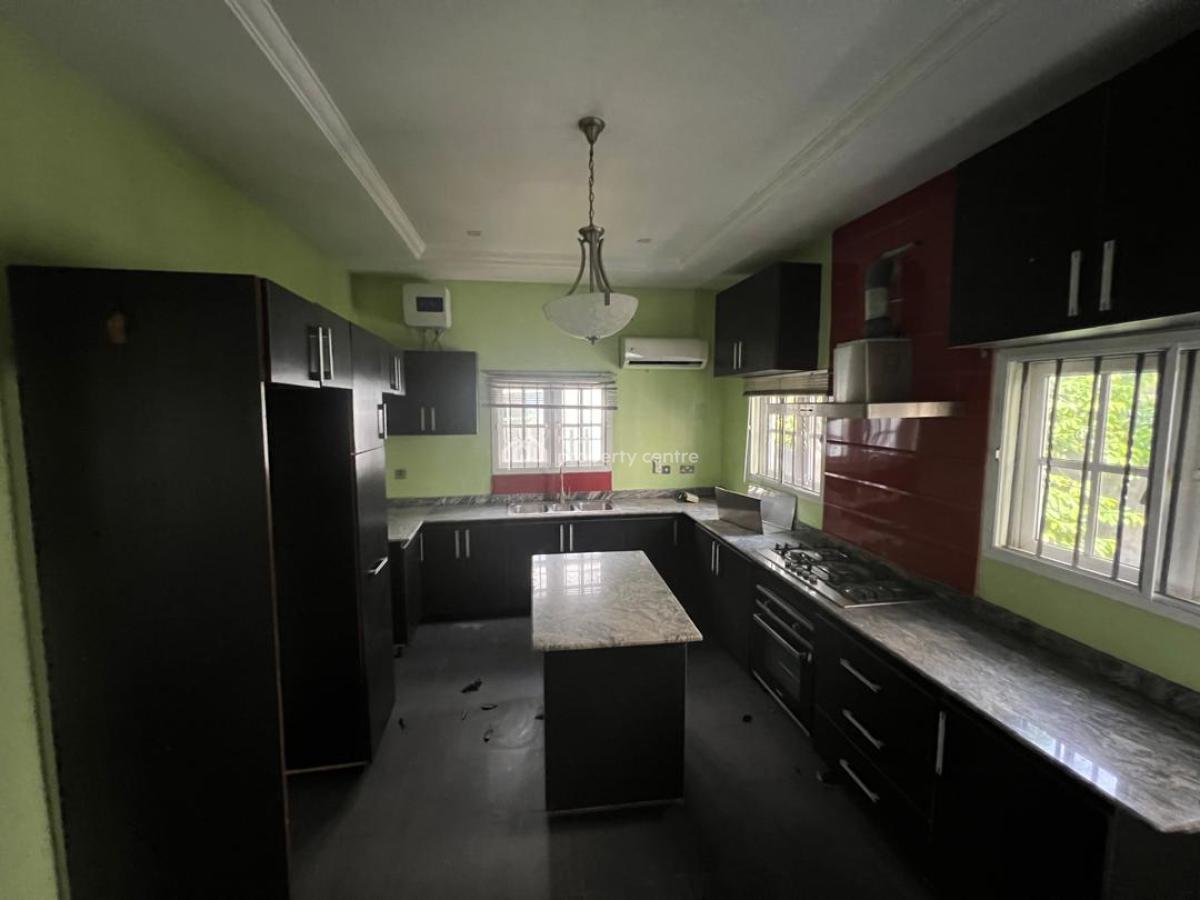 3 Bedrooms Bungalow with a Bq, Ajah, Lagos, Semi-detached Bungalow for Rent