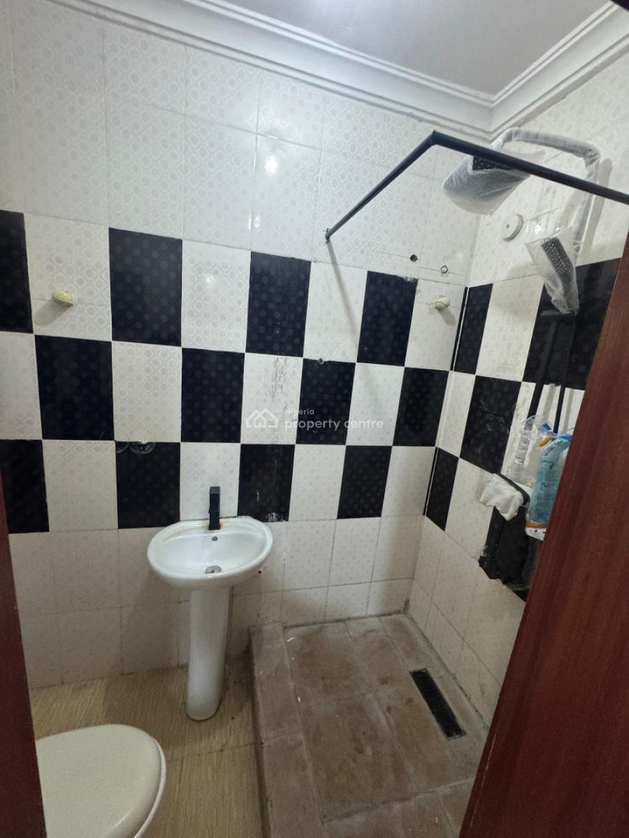 a Well Maintained 3 Bedroom Terrace with Bq, Platinum Way, Ikate Elegushi, Lekki, Lagos, Terraced Duplex for Rent