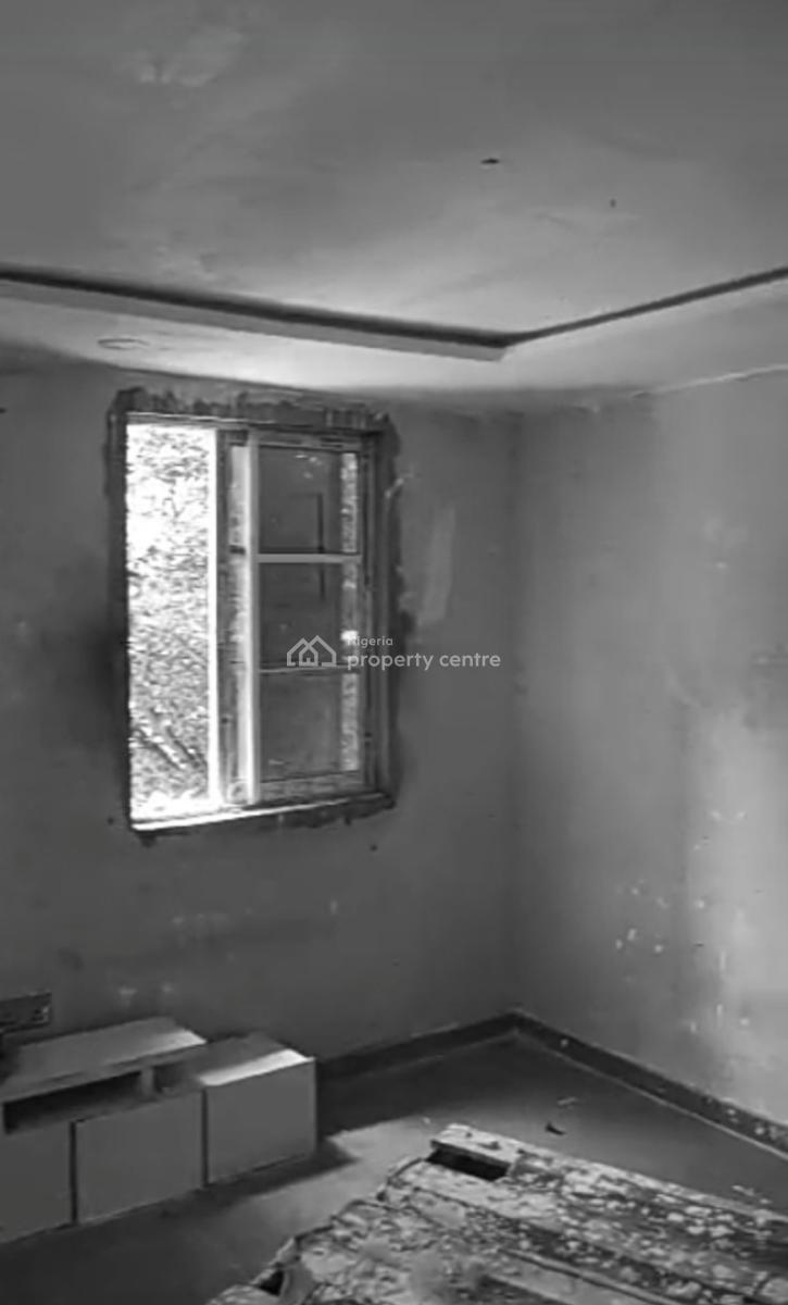 Spacious Room Selfcon ( Upstairs) - (video Available), Before Round About Orchid Road, Lekki, Lagos, Self Contain (single Rooms) for Rent