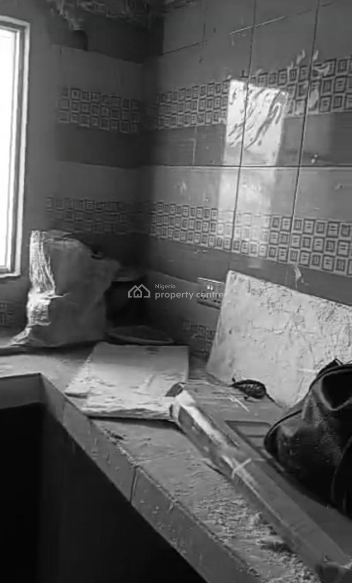 Spacious Room Selfcon ( Upstairs) - (video Available), Before Round About Orchid Road, Lekki, Lagos, Self Contain (single Rooms) for Rent