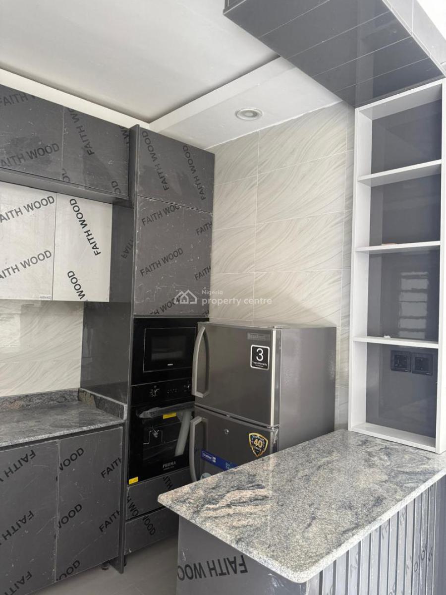 Nice New 2 Bedroom Apartment with Swimming Pool, Balcony, in an Estate Off Freedom Way, Lekki Phase 1, Lekki, Lagos, Flat / Apartment for Rent
