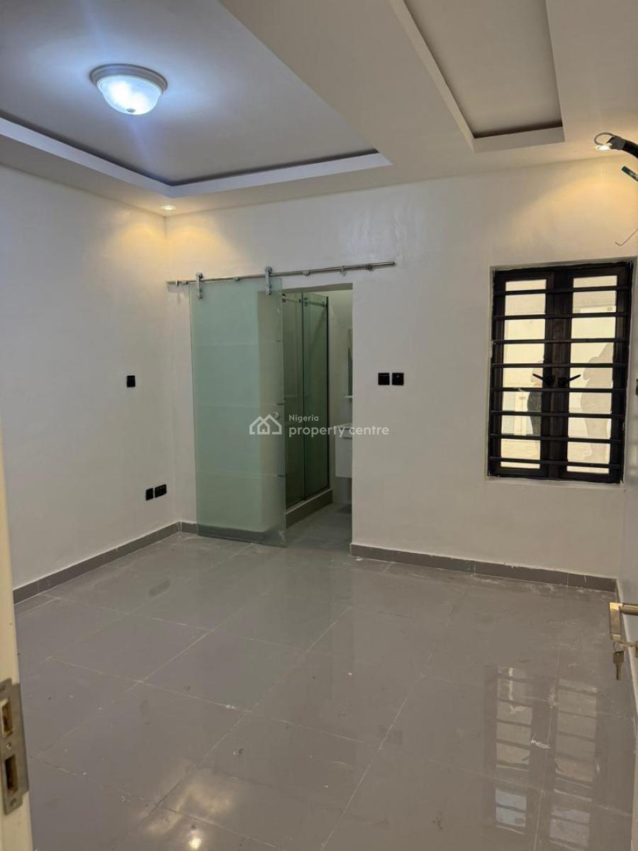 Nice New 2 Bedroom Apartment with Swimming Pool, Balcony, in an Estate Off Freedom Way, Lekki Phase 1, Lekki, Lagos, Flat / Apartment for Rent