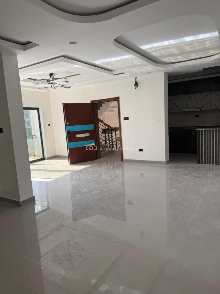 Nice New 2 Bedroom Apartment with Swimming Pool, Balcony, in an Estate Off Freedom Way, Lekki Phase 1, Lekki, Lagos, Flat / Apartment for Rent