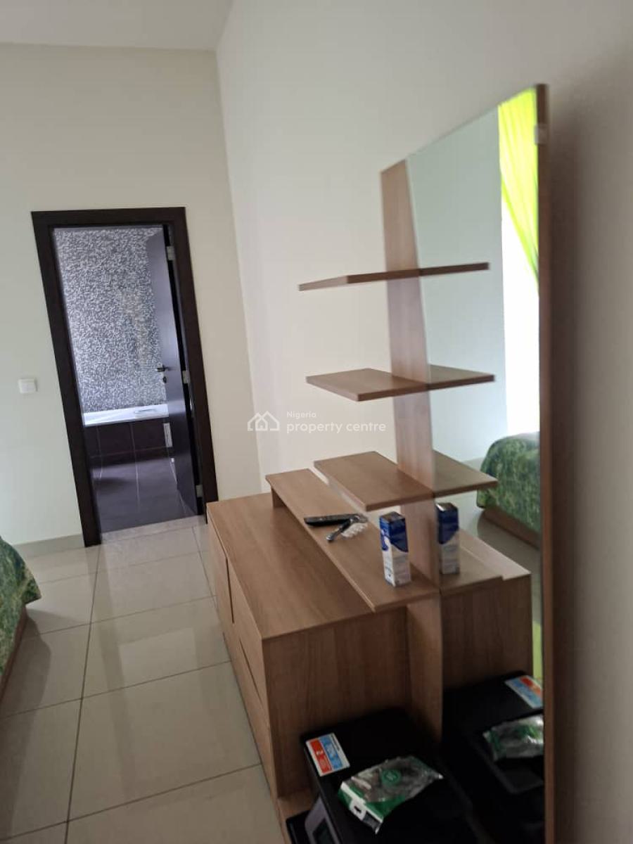 Vacant Serviced Waterfront 4 Bedroom Flat with Bq, Ocean Parade, Banana Island, Ikoyi, Lagos, Flat / Apartment for Sale