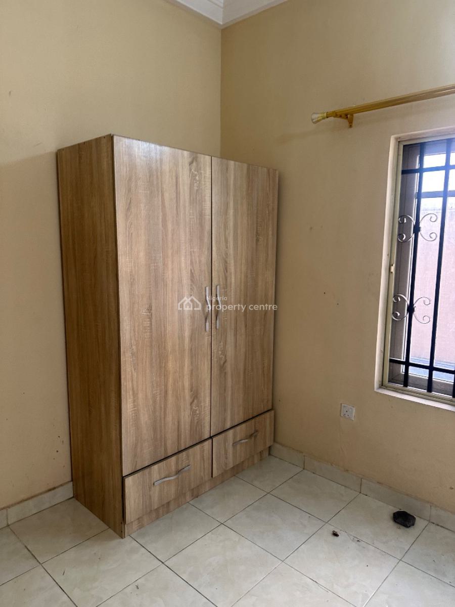 Two Bedroom Flat, East Estate, Agungi, Lekki, Lagos, Flat / Apartment for Rent