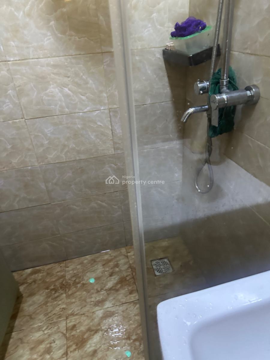 Two Bedroom Flat, East Estate, Agungi, Lekki, Lagos, Flat / Apartment for Rent