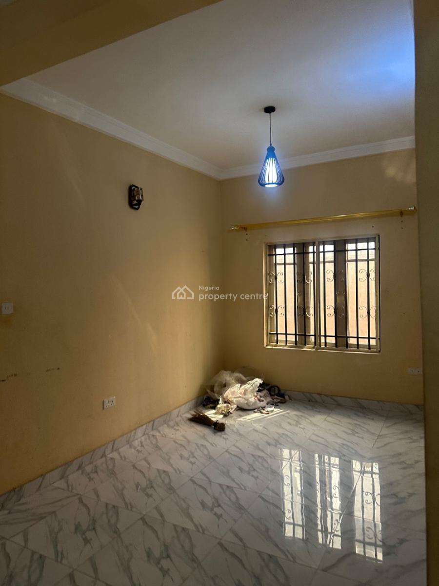 Two Bedroom Flat, East Estate, Agungi, Lekki, Lagos, Flat / Apartment for Rent