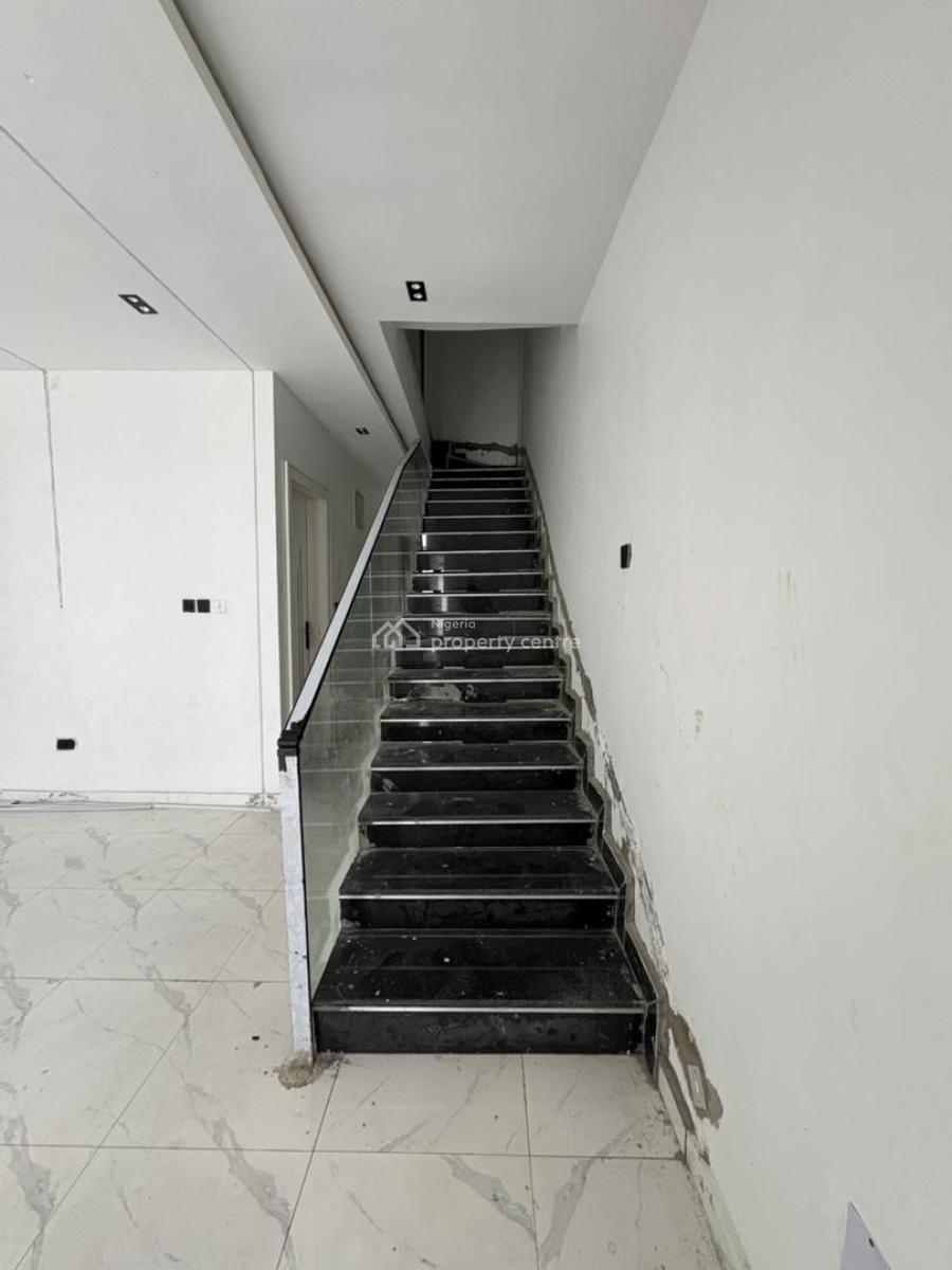 4 Bedrooms Semi-detached House with Private Bq, Ikota, Lekki, Lagos, Semi-detached Duplex for Sale