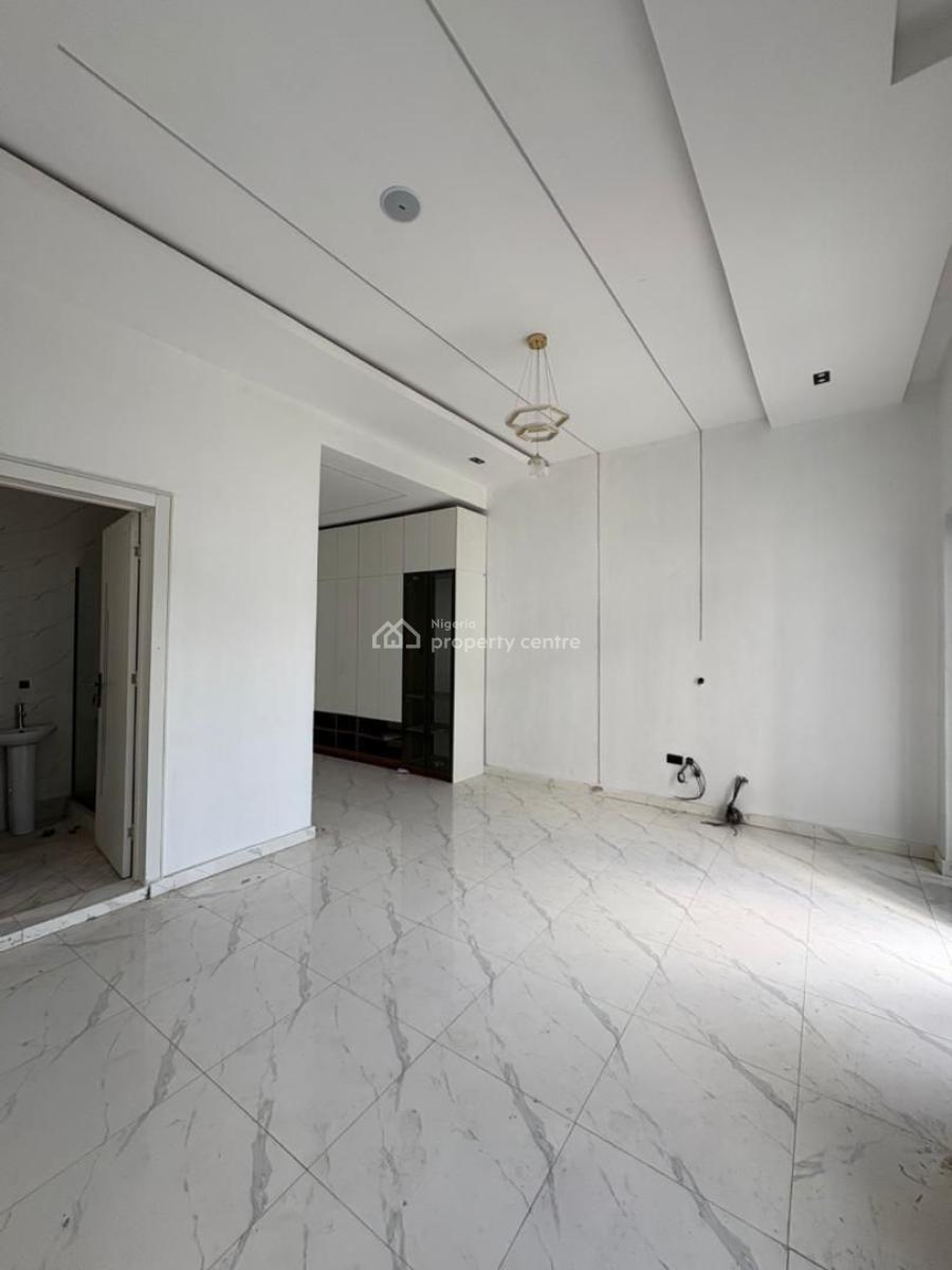 4 Bedrooms Semi-detached House with Private Bq, Ikota, Lekki, Lagos, Semi-detached Duplex for Sale
