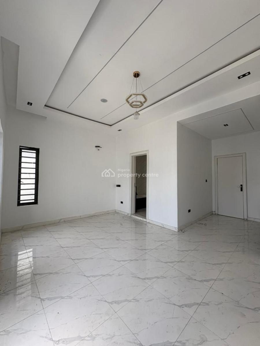 4 Bedrooms Semi-detached House with Private Bq, Ikota, Lekki, Lagos, Semi-detached Duplex for Sale