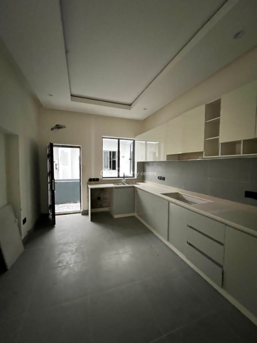 Classic 4 Bedroom Terrace Duplex with Pool in a Secure Estate, Ologolo, Lekki, Lagos, Terraced Duplex for Rent
