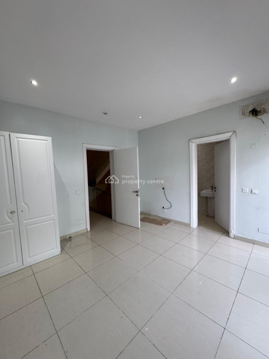 Spacious 4 Bedroom Terrace Duplex, Lekki Phase 1, Lekki, Lagos, Terraced Duplex for Rent