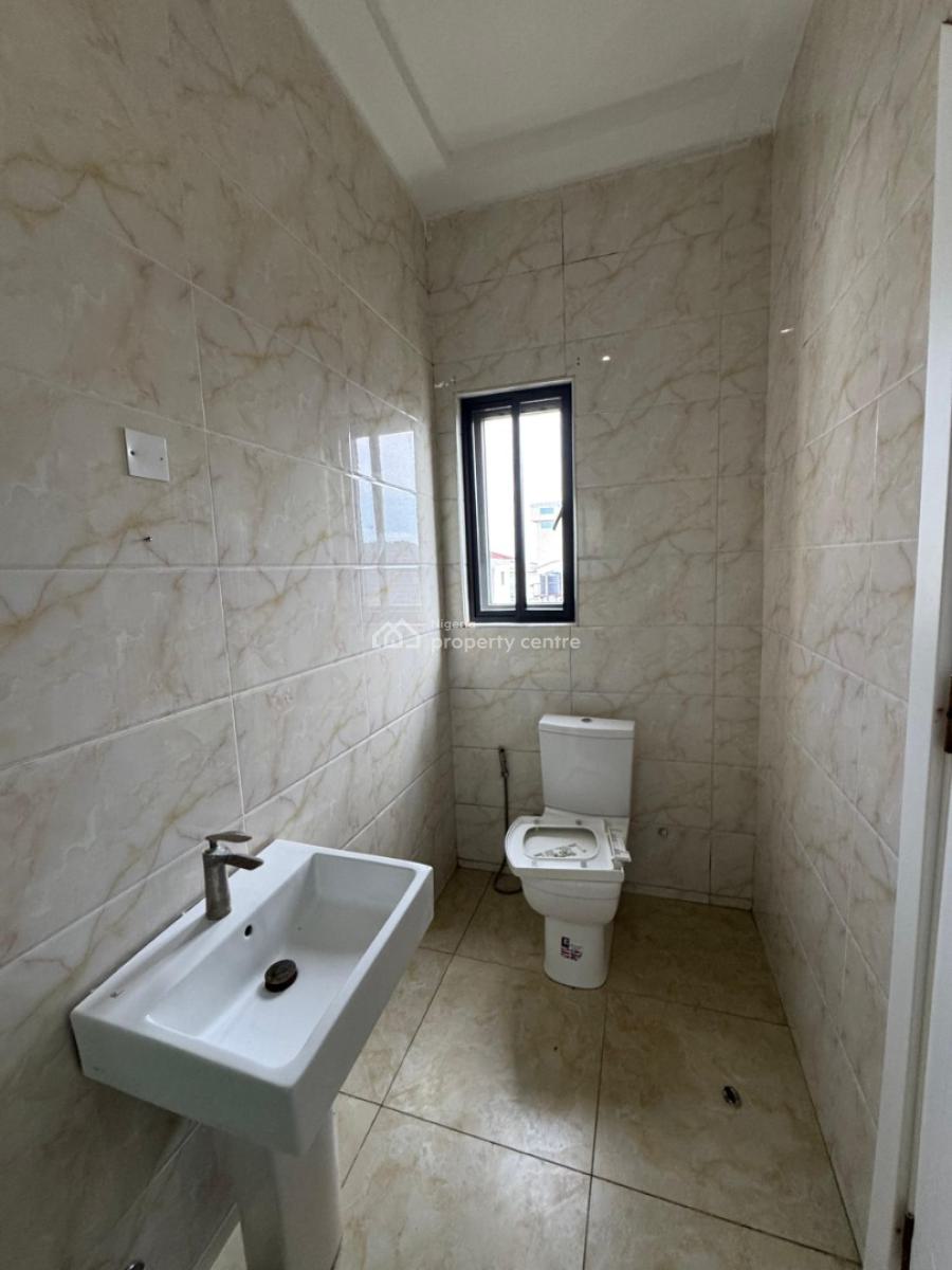 Spacious 4 Bedroom Terrace Duplex, Lekki Phase 1, Lekki, Lagos, Terraced Duplex for Rent