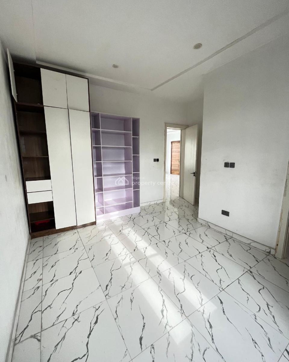 Lovely 2 Bedrooms Apartment with Bq, Agungi, Lekki, Lagos, Flat / Apartment for Sale