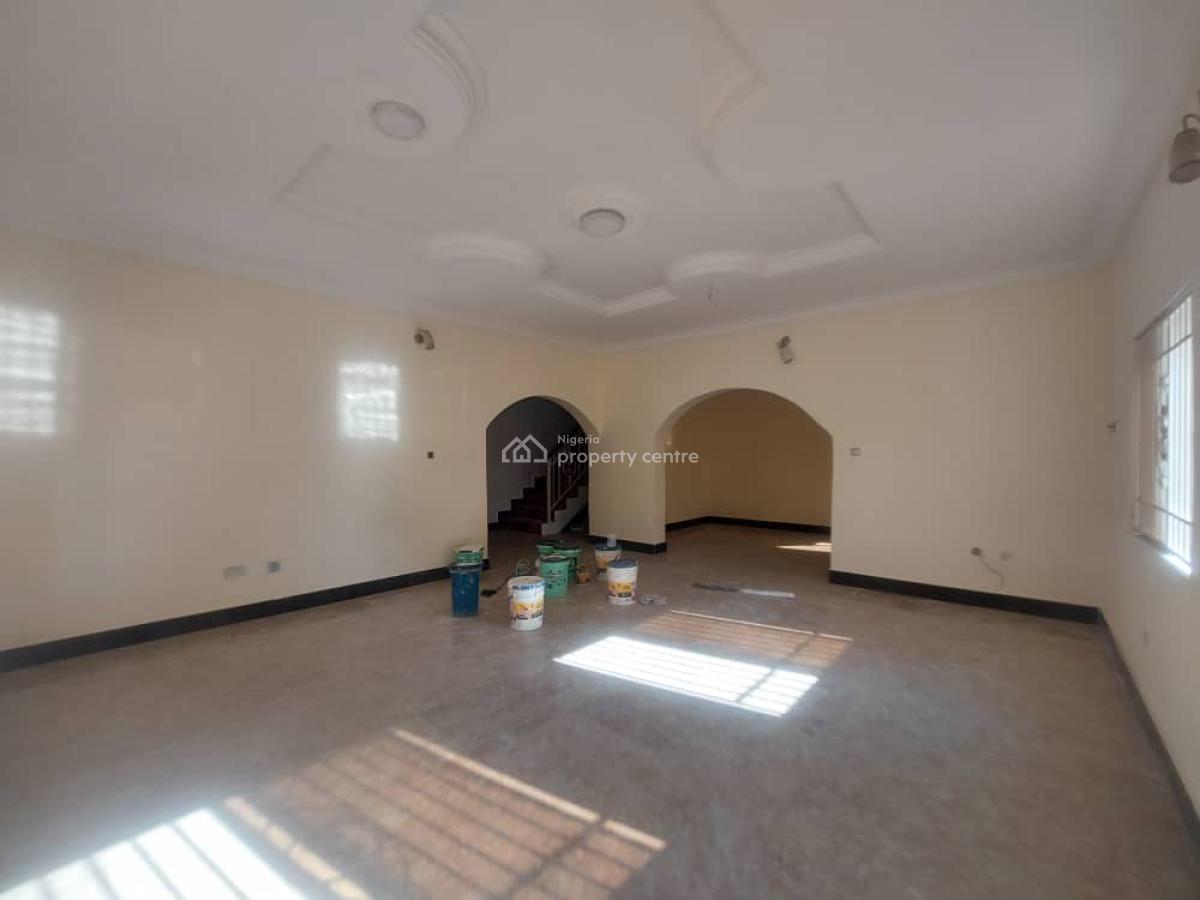Commercial Luxury 4 Bedroom Duplex, Lekki Phase 1, Lekki, Lagos, Office Space for Rent