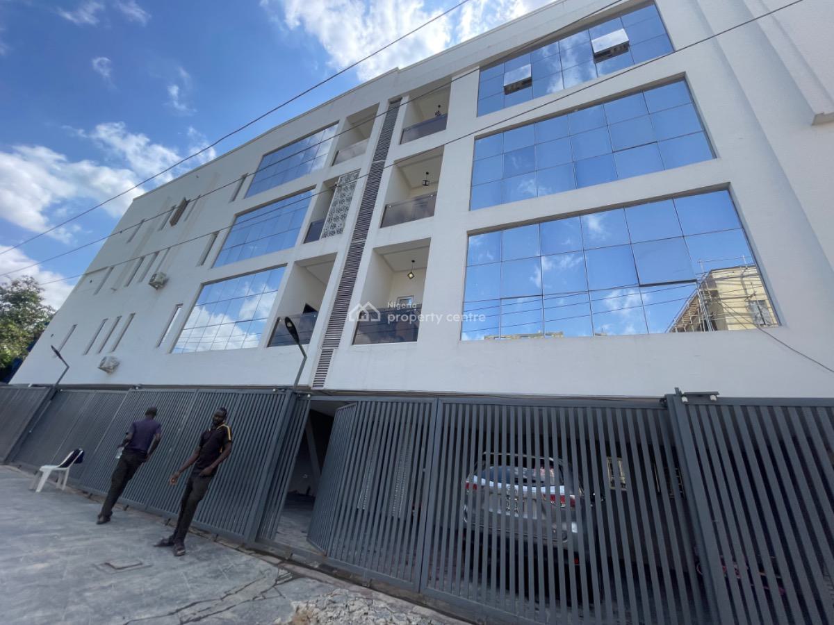 Nice 3 Bedroom Apartment with a Bq and a Pool, Shonibare Estate Maryland, Maryland, Lagos, Flat / Apartment for Sale