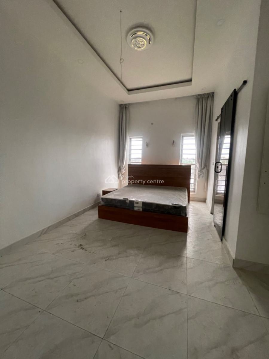 Nice 3 Bedroom Apartment with a Bq and a Pool, Shonibare Estate Maryland, Maryland, Lagos, Flat / Apartment for Sale