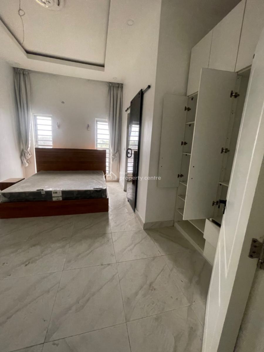 Nice 3 Bedroom Apartment with a Bq and a Pool, Shonibare Estate Maryland, Maryland, Lagos, Flat / Apartment for Sale