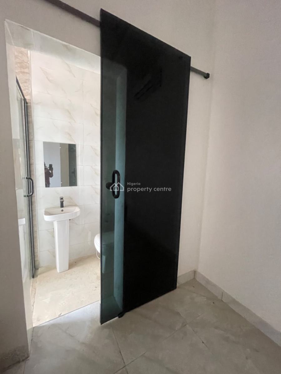 Nice 3 Bedroom Apartment with a Bq and a Pool, Shonibare Estate Maryland, Maryland, Lagos, Flat / Apartment for Sale