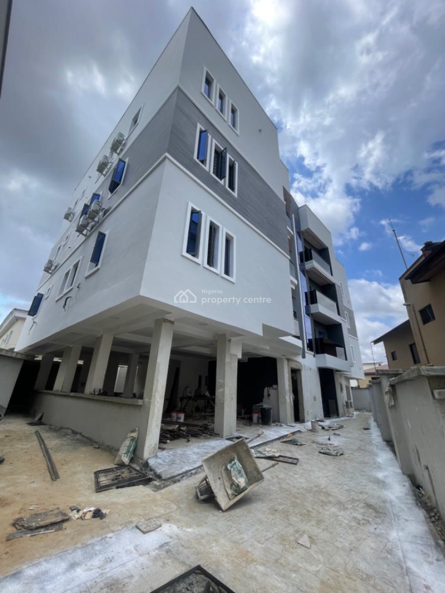 Nicely Finished 3 Bedroom Apartmen with a Gym, Maryland, Lagos, Flat / Apartment for Rent