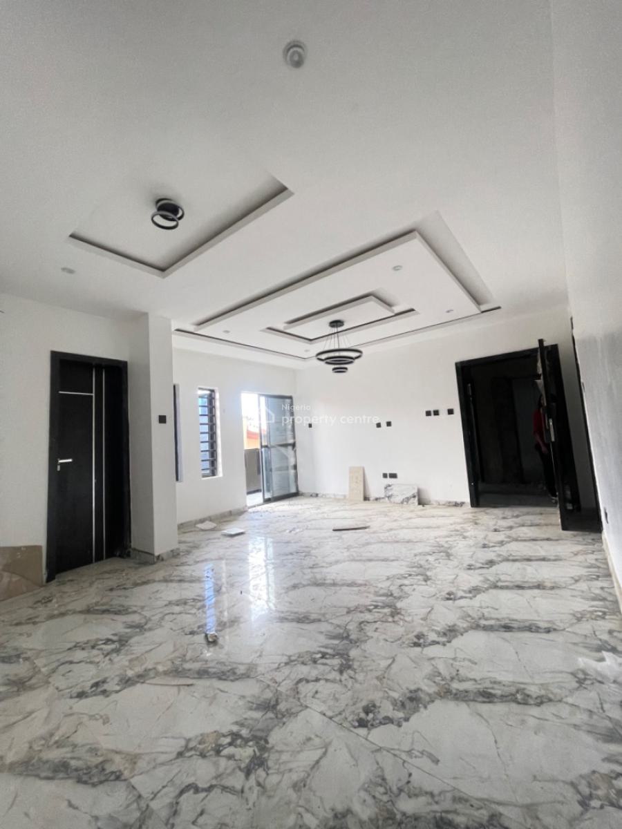 Nicely Finished 3 Bedroom Apartmen with a Gym, Maryland, Lagos, Flat / Apartment for Rent