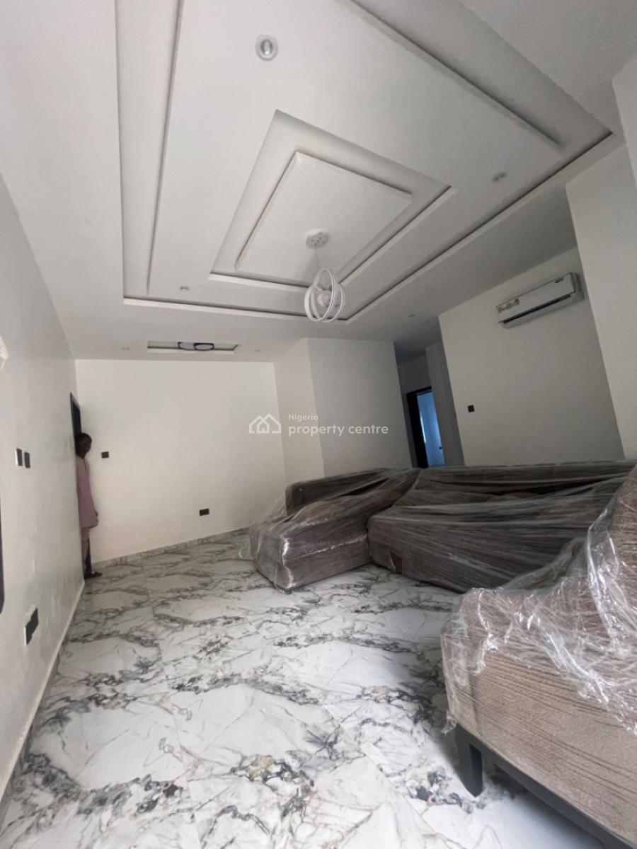 Nicely Finished 3 Bedroom Apartmen with a Gym, Maryland, Lagos, Flat / Apartment for Rent