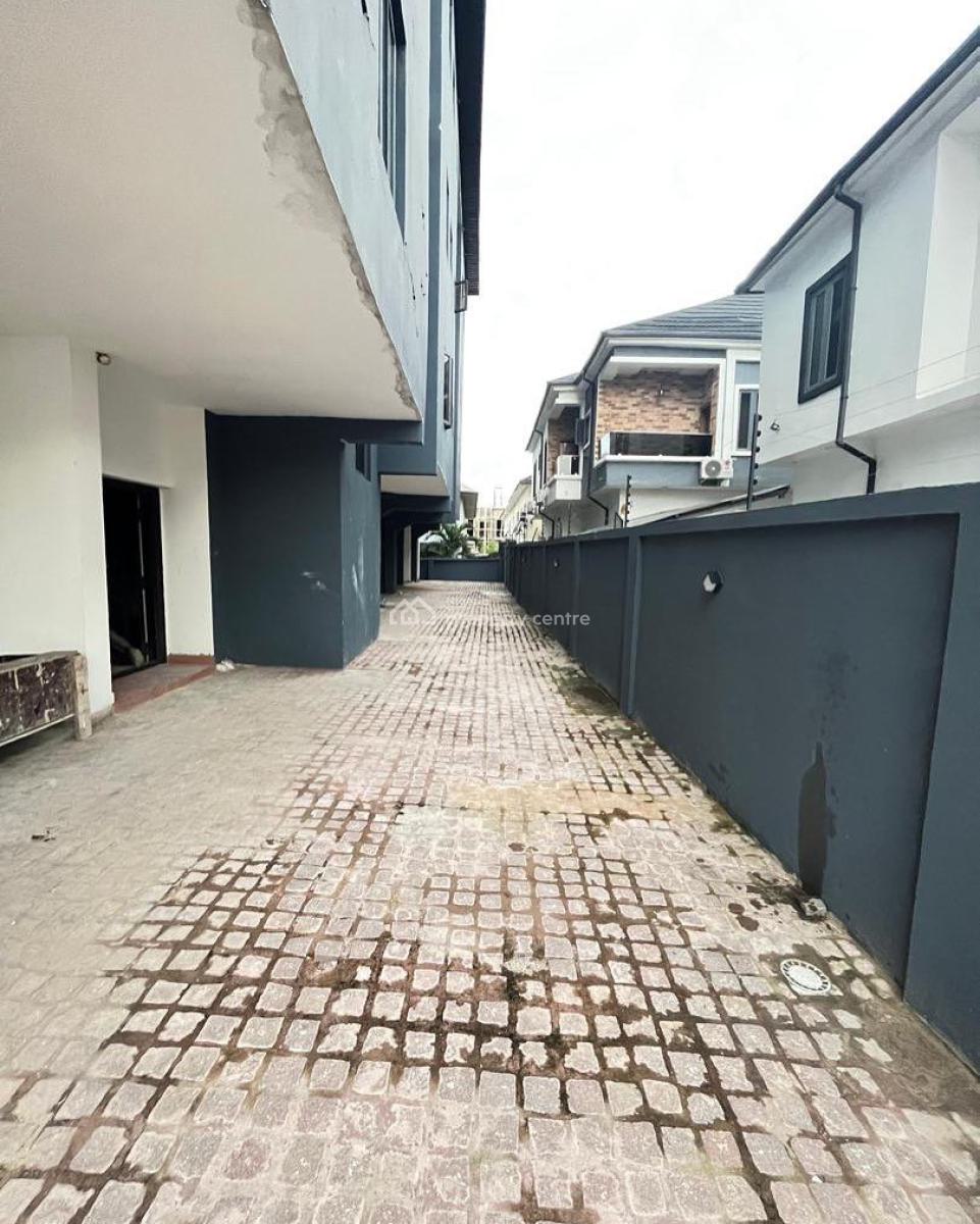 Lovely 2 Bedroom Apartment with Bq, Idado, Idado, Lekki, Lagos, Block of Flats for Sale