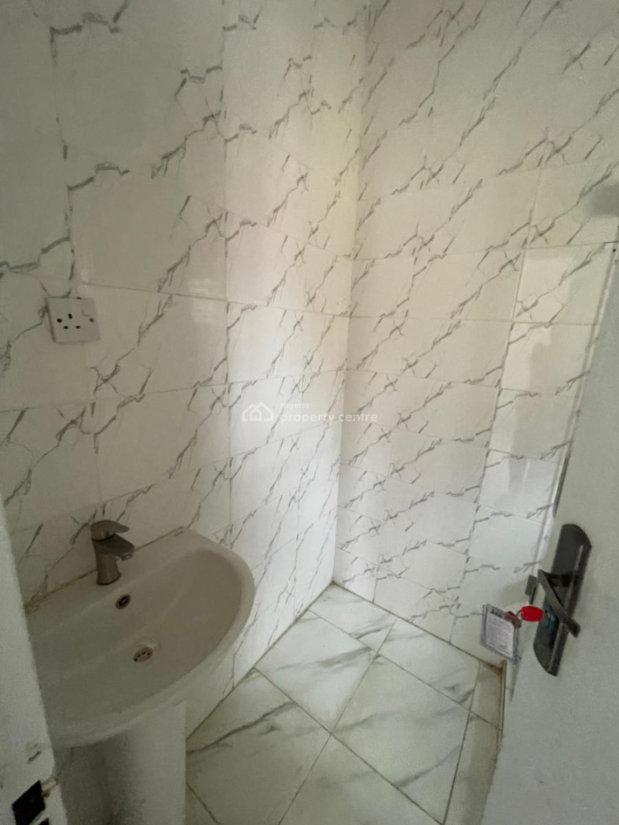 Standard 3 Bedroom Flat with Bq in an Estate, Katampe (main), Katampe, Abuja, Flat / Apartment for Rent