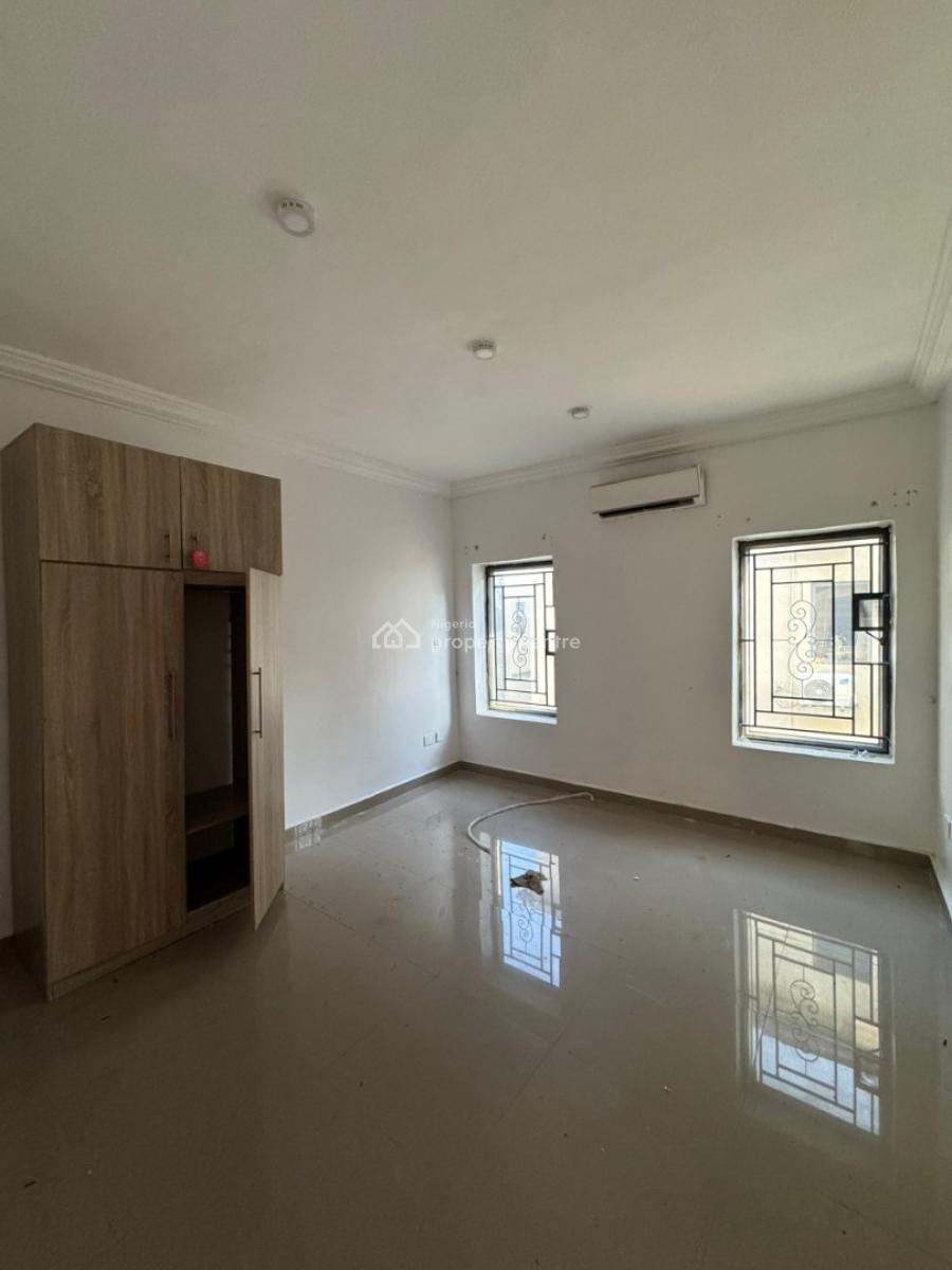 Serviced Spacious 2bedrooms Apartment, in a Proper Secured Estate Inside Ikota Gra, Ikota, Lekki, Lagos, Flat / Apartment for Rent