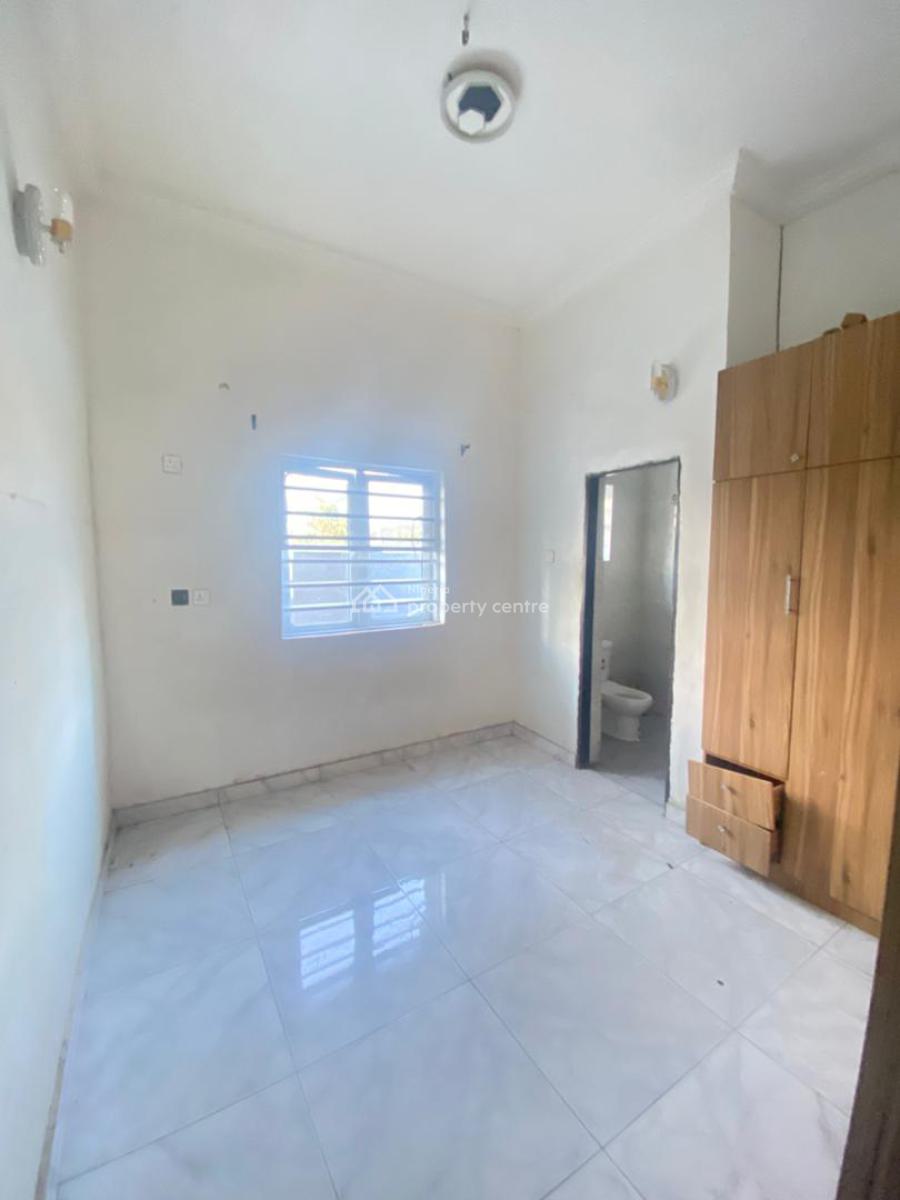 Luxury 3 Bedroom Apartment Inside an Estate, Olokonla, Ajah, Lagos, Flat / Apartment for Rent