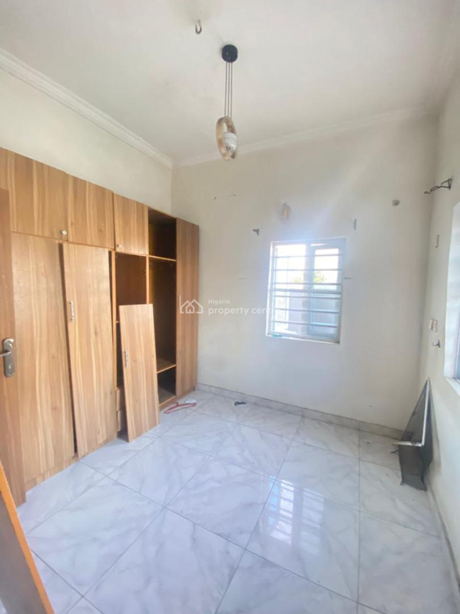Luxury 3 Bedroom Apartment Inside an Estate, Olokonla, Ajah, Lagos, Flat / Apartment for Rent