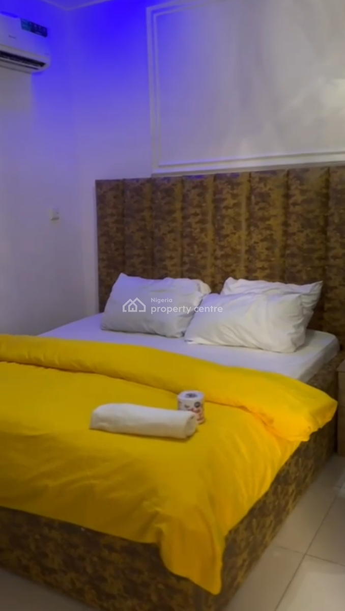 Beautifully Furnished Luxury 2 Bedroom Apartment, Off Admiralty Way, Lekki Phase 1, Lekki, Lagos, Flat / Apartment for Rent