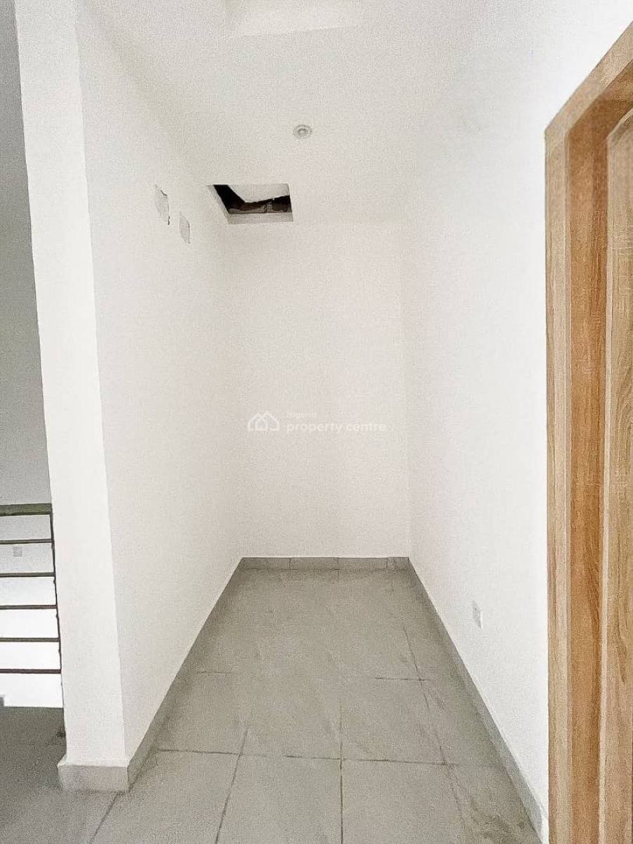 Exquisite 4 Bedroom Semi Detached Duplex with Bq & Pool, Ologolo, Lekki, Lagos, Semi-detached Duplex for Sale