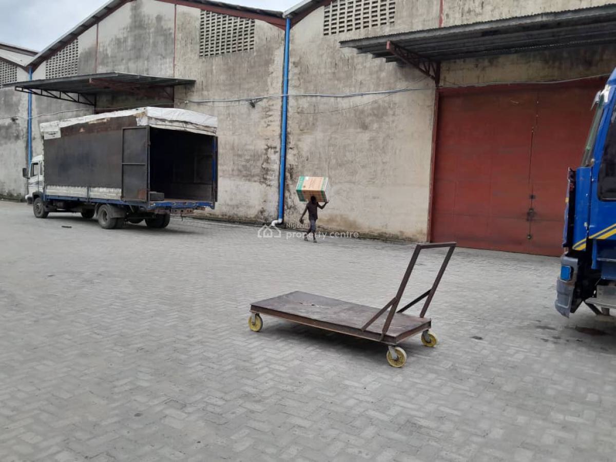 Big Strategic Warehouse Park on Generous Offer, Opposite Trade Fair- Abule Osun Bus Stop, Amuwo Odofin, Lagos, Warehouse for Sale