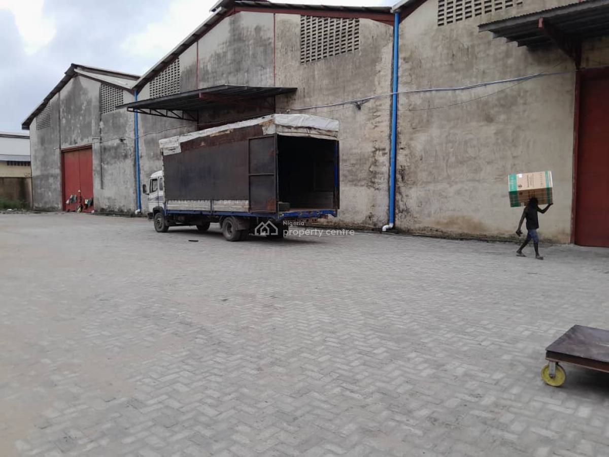 Big Strategic Warehouse Park on Generous Offer, Opposite Trade Fair- Abule Osun Bus Stop, Amuwo Odofin, Lagos, Warehouse for Sale