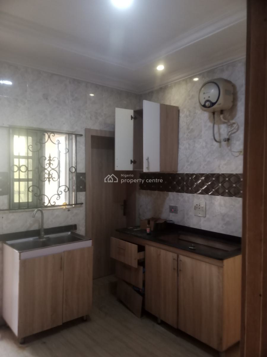Executive and Adorable 3 Bedroom Apartment, Behind Blenco Supermarket, Sangotedo, Ajah, Lagos, Flat / Apartment for Rent