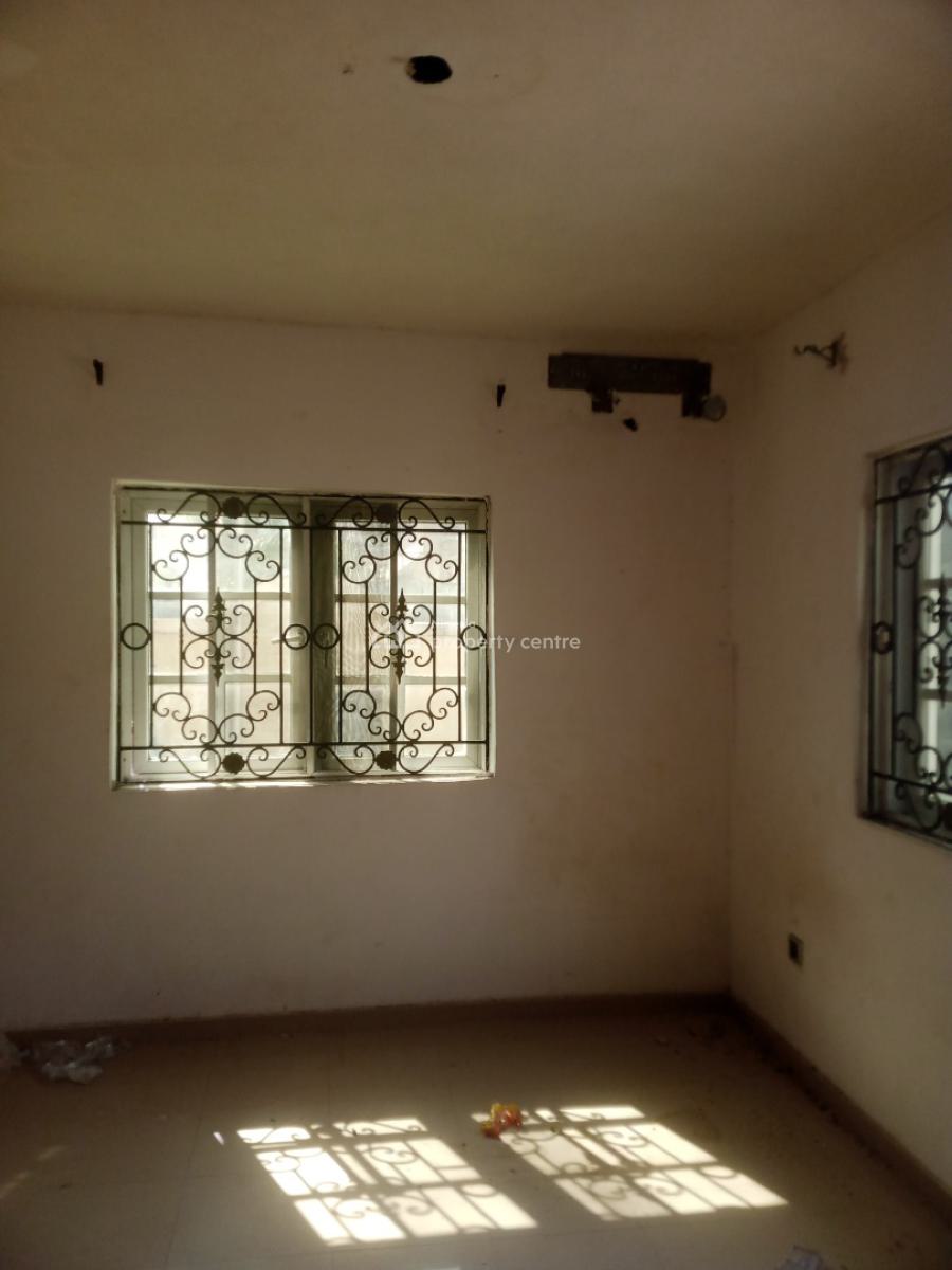Executive and Adorable 3 Bedroom Apartment, Behind Blenco Supermarket, Sangotedo, Ajah, Lagos, Flat / Apartment for Rent