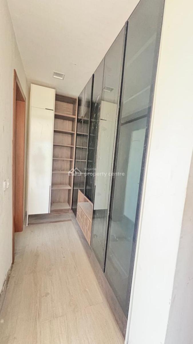 6 Bedroom  Fully Detached with a Penthouse, Pool, 2 Bqs & Elevator., Ikoyi, Lagos, Detached Duplex for Sale