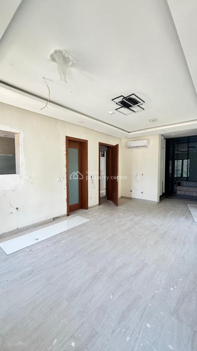 6 Bedroom  Fully Detached with a Penthouse, Pool, 2 Bqs & Elevator., Ikoyi, Lagos, Detached Duplex for Sale