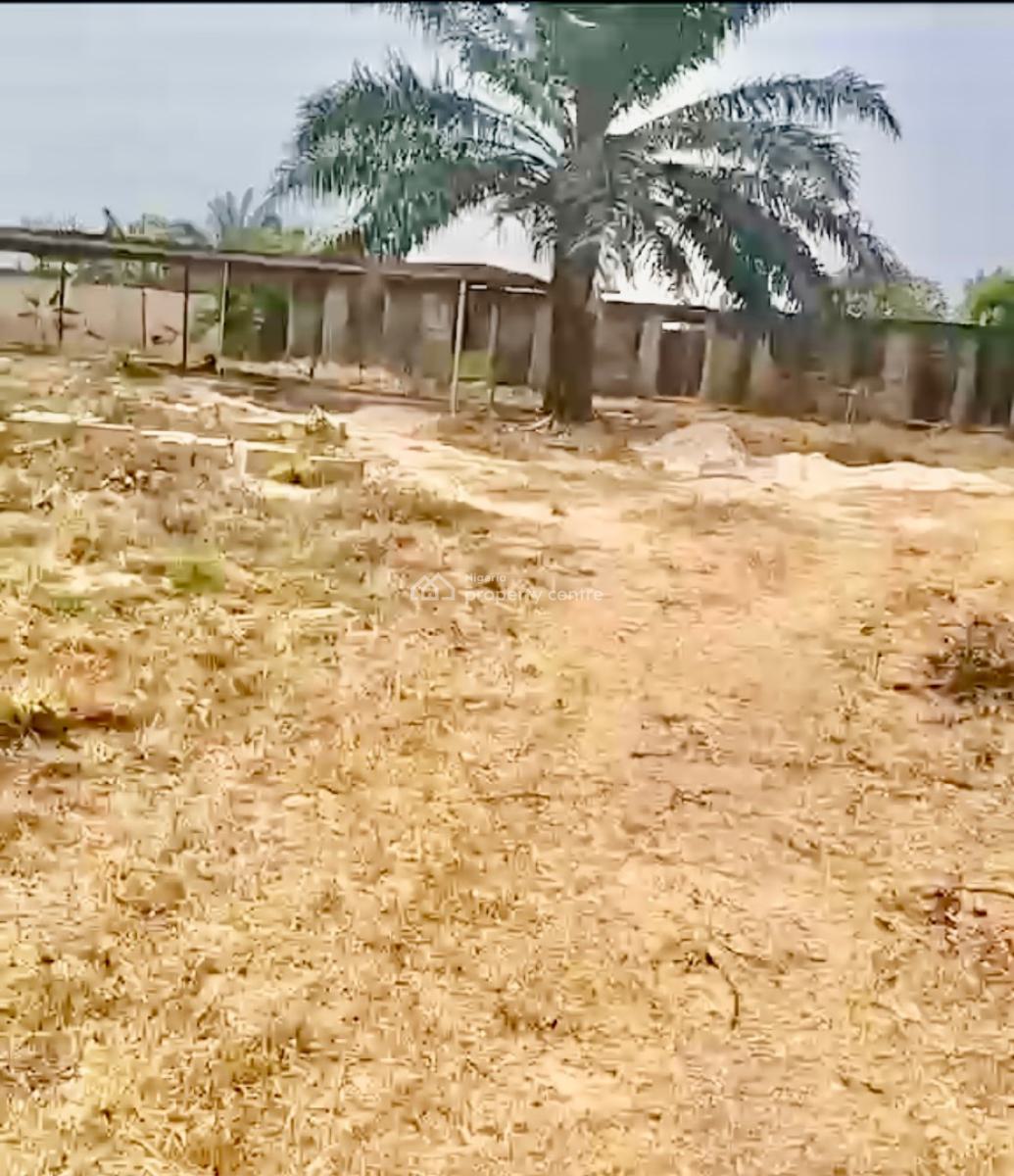 6 Units 3 Bedroom, 11 Units Carcass Houses, Snail Farm on 6 Plots, Sapele Road, Benin, Oredo, Edo, Block of Flats for Sale