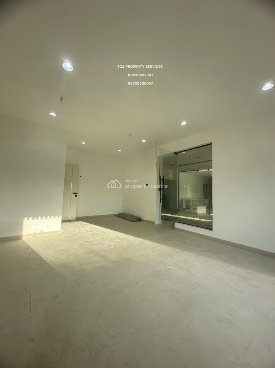 Road-facing Luxury Commercial Space, Lekki Phase 1, Lekki, Lagos, Shop for Rent