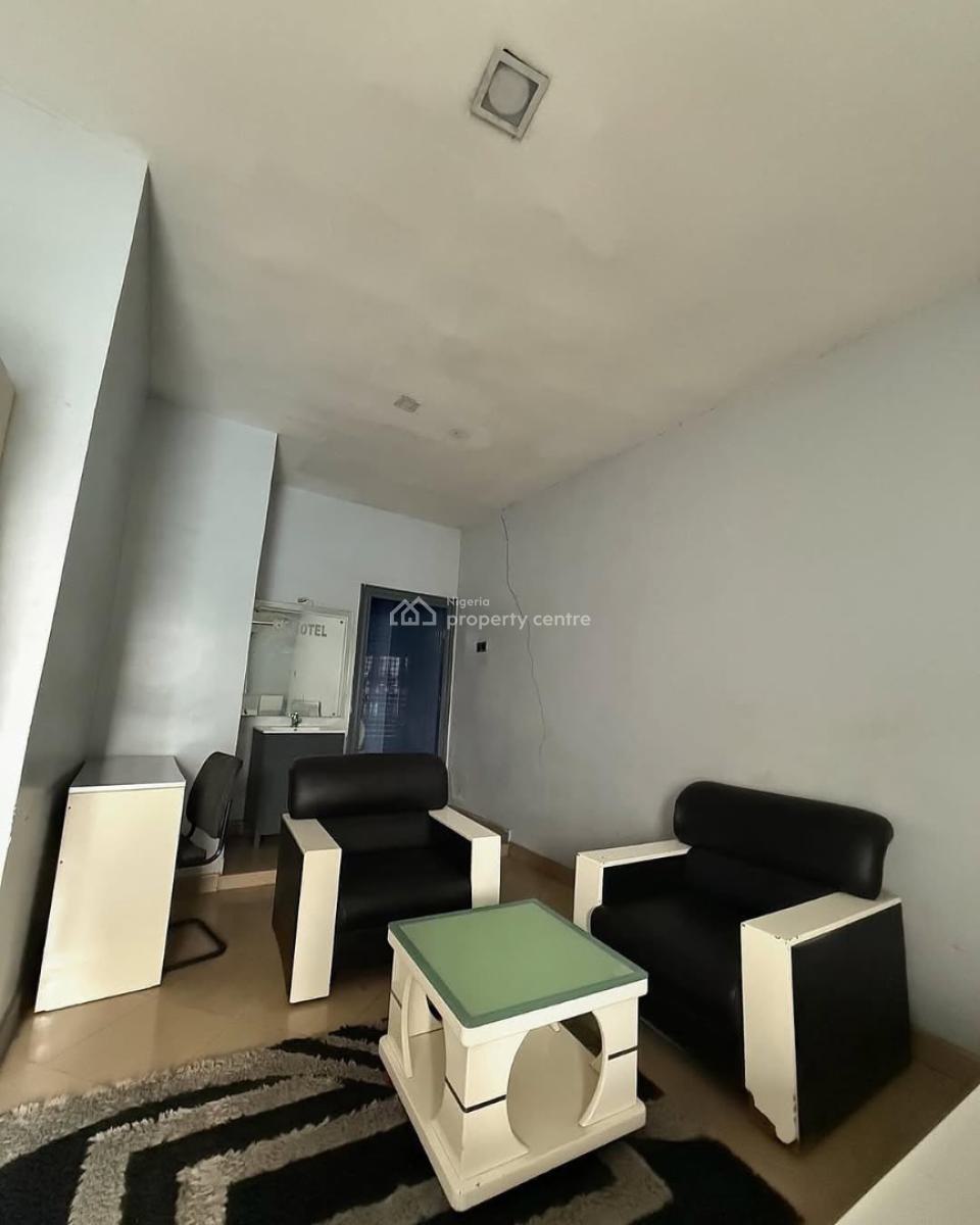 Fully Furnished & Functional 15 Rooms Hotel, Iwofe Off Ada George, Port Harcourt, Rivers, Hotel / Guest House for Sale