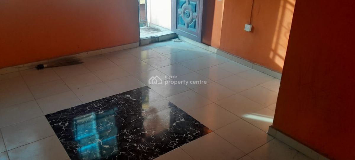 Spacious Miniflat Upstairs, Lawanson, Surulere, Lagos, Mini Flat (room and Parlour) for Rent