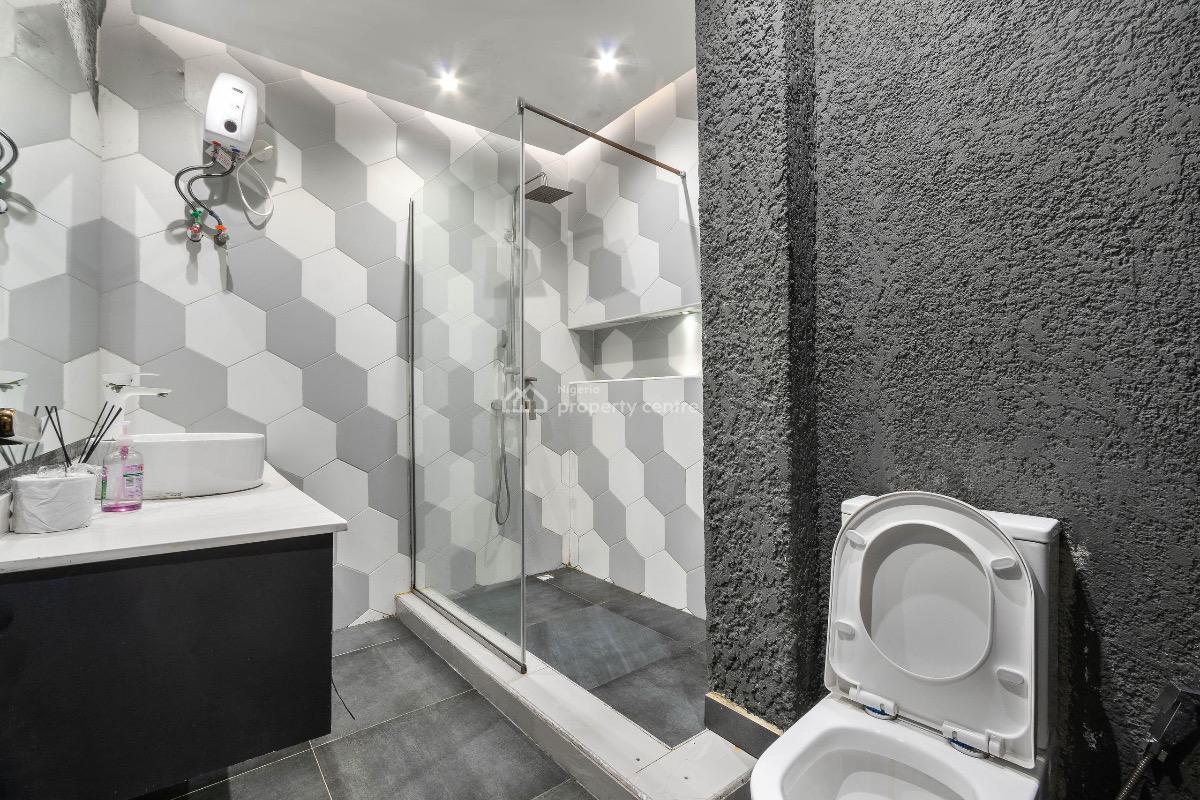 Luxury 2 Bedroom Waterfront Apartment, Lekki Phase 1, Lekki, Lagos, Flat / Apartment Short Let
