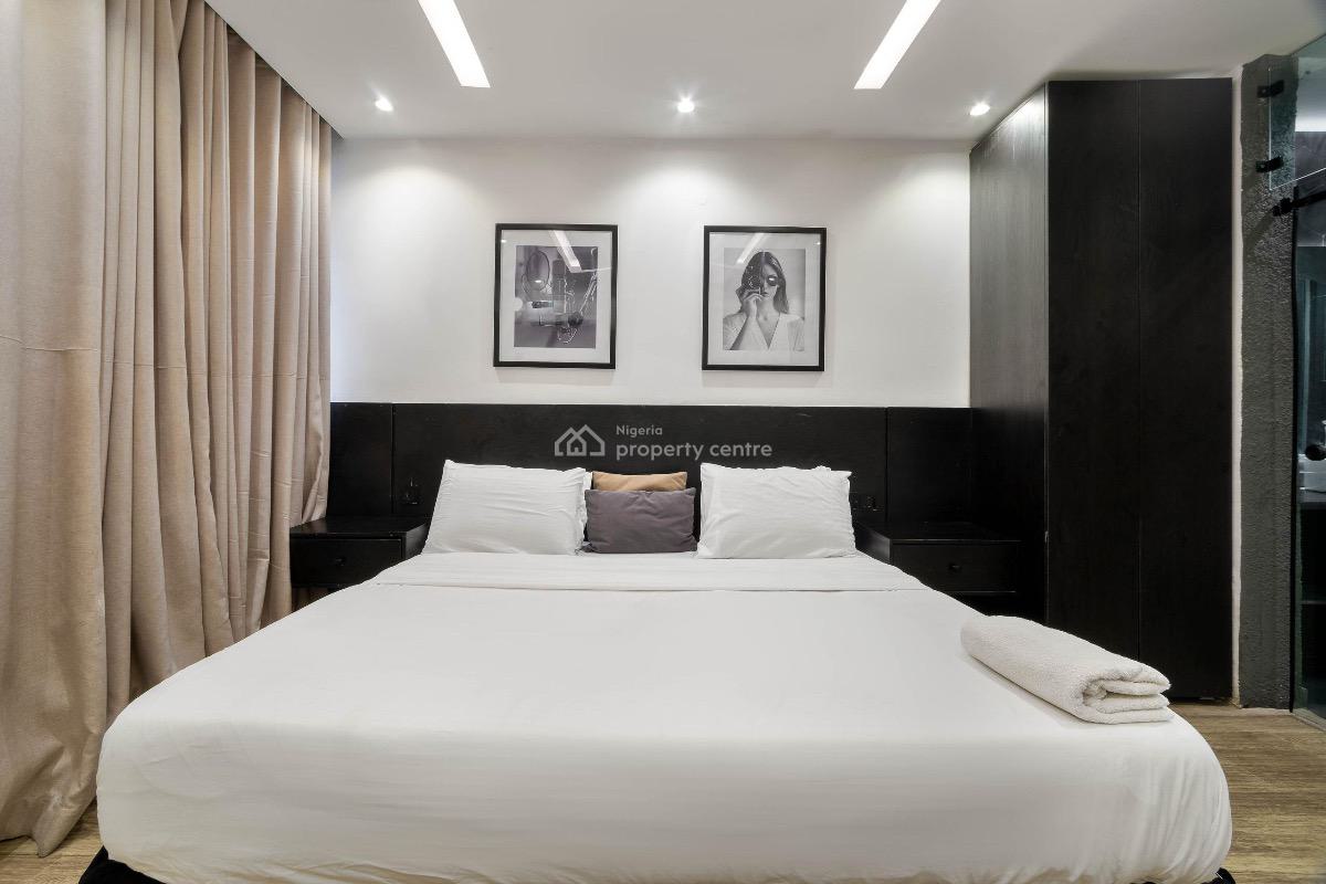 Luxury 2 Bedroom Waterfront Apartment, Lekki Phase 1, Lekki, Lagos, Flat / Apartment Short Let