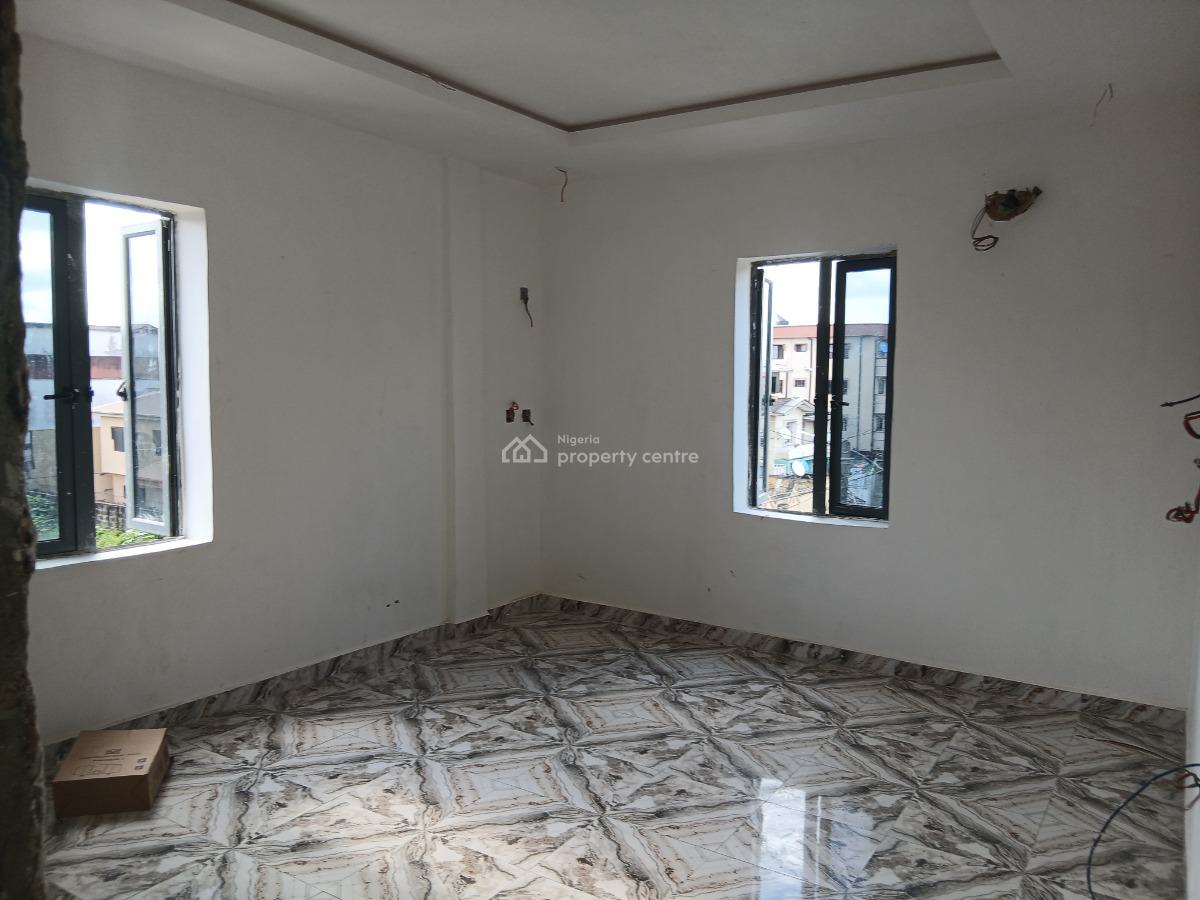 a Superb Newly Built 2 Bedroom Flat Ensuite, Off Herbert Macaulay Way, Yaba, Lagos, Flat / Apartment for Rent