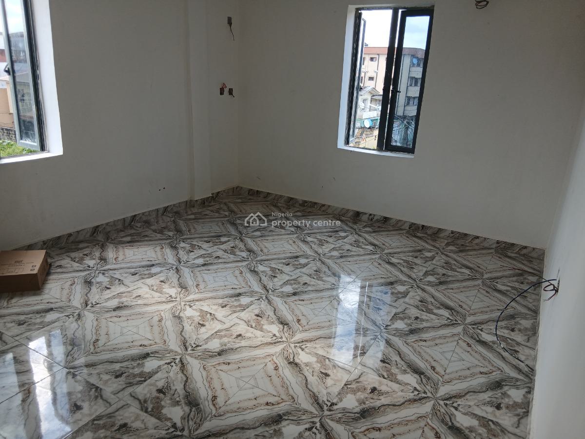 a Superb Newly Built 2 Bedroom Flat Ensuite, Off Herbert Macaulay Way, Yaba, Lagos, Flat / Apartment for Rent