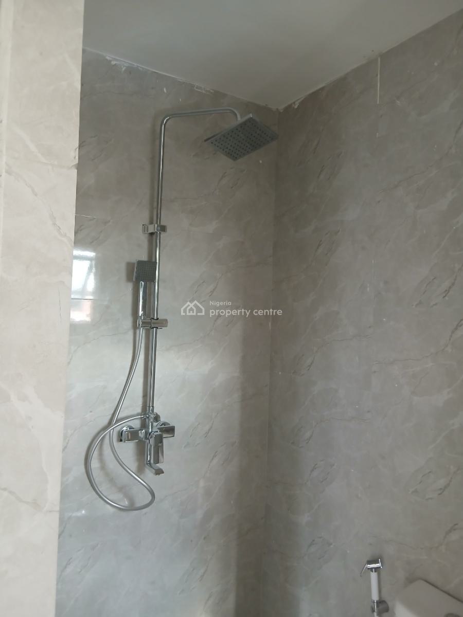 a Superb Newly Built 2 Bedroom Flat Ensuite, Off Herbert Macaulay Way, Yaba, Lagos, Flat / Apartment for Rent